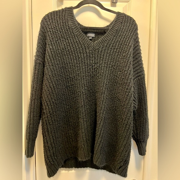 Torrid Pullover Slouchy V-Neck Tunic Sweater size 2 - Picture 4 of 4